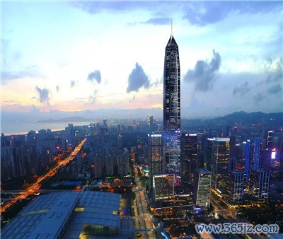 深圳商务模特兼职：自由选择，灵活就业